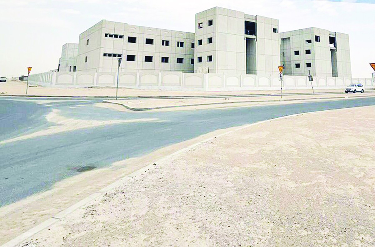 'السكنية' نفذت 7 مشاريع للطرق والخدمات الرئيسية في 'المطلاع'