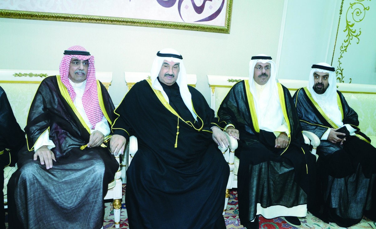 حشود قصر الشويخ... تأكيدٌ للمحبة وتجسيدٌ للتواصل