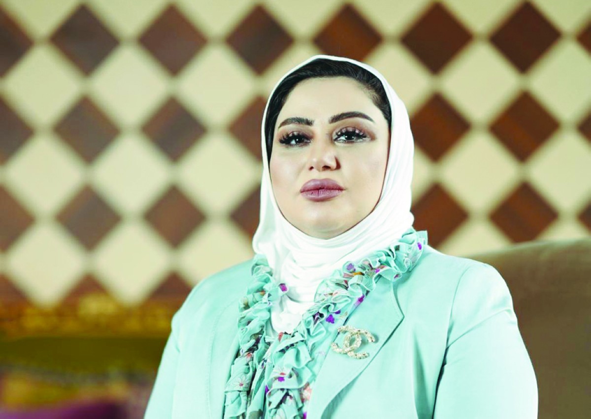 تغريم متعاطٍ 2000 دينار لجذبه سماعة طبيبة طوارئ