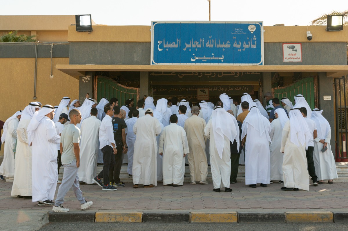 ندوات المرشحين تلامس الخطوط الحمر