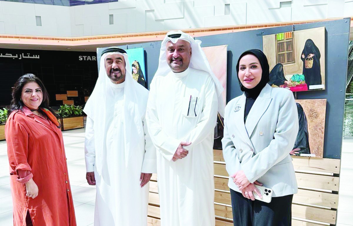 80 طالبة في 'التربية الأساسية'... أبحرن في تراث الكويت