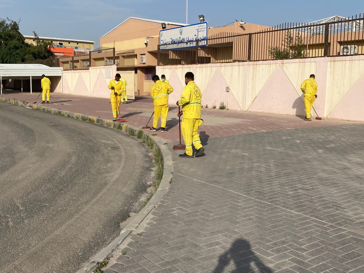 البلدية: فرق النظافة سخرت إمكاناتها اللوجستية لتجهيز مراكز الاقتراع في 124 مدرسة