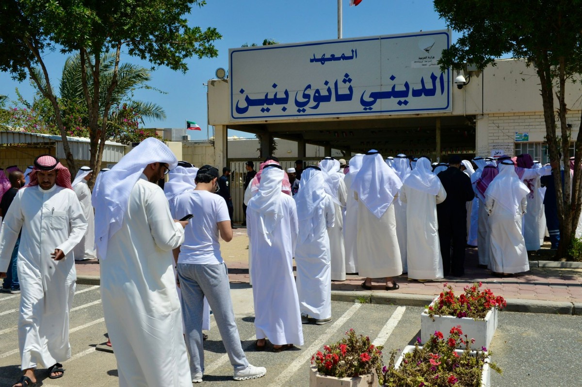 الدائرة الخامسة: كثافة على أبواب اللجان .. وكبار السن أول الحاضرين