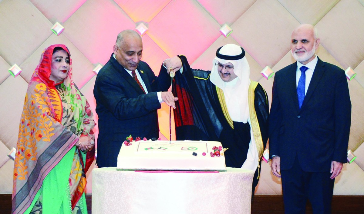 عشيق الزمان: التعاون العسكري بين بنغلاديش والكويت مميز للغاية