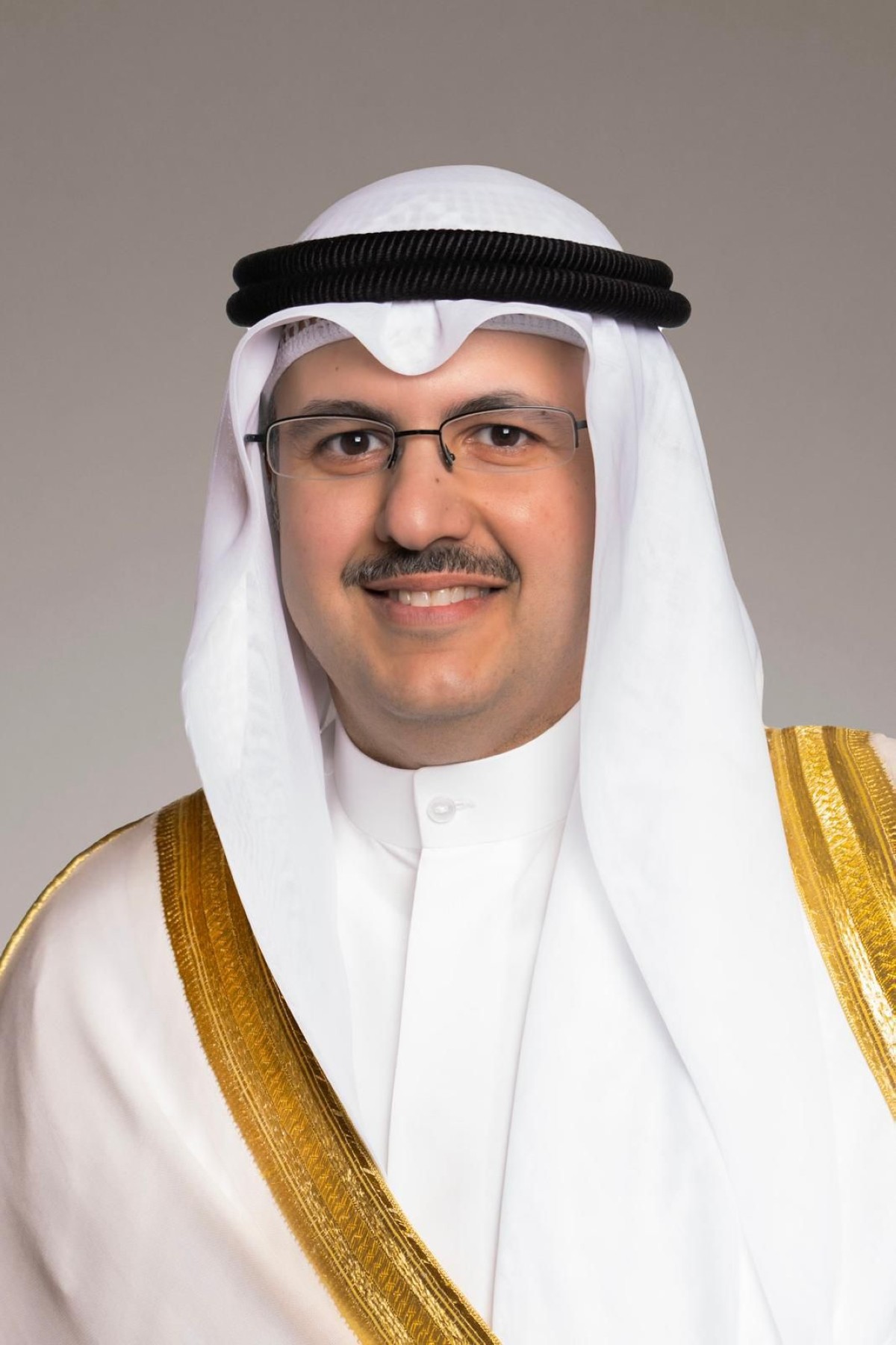 المالك يحيل موظفين بالشؤون للتحقيق بعد تعثر إجراء انتخابات جمعية الصليبيخات
