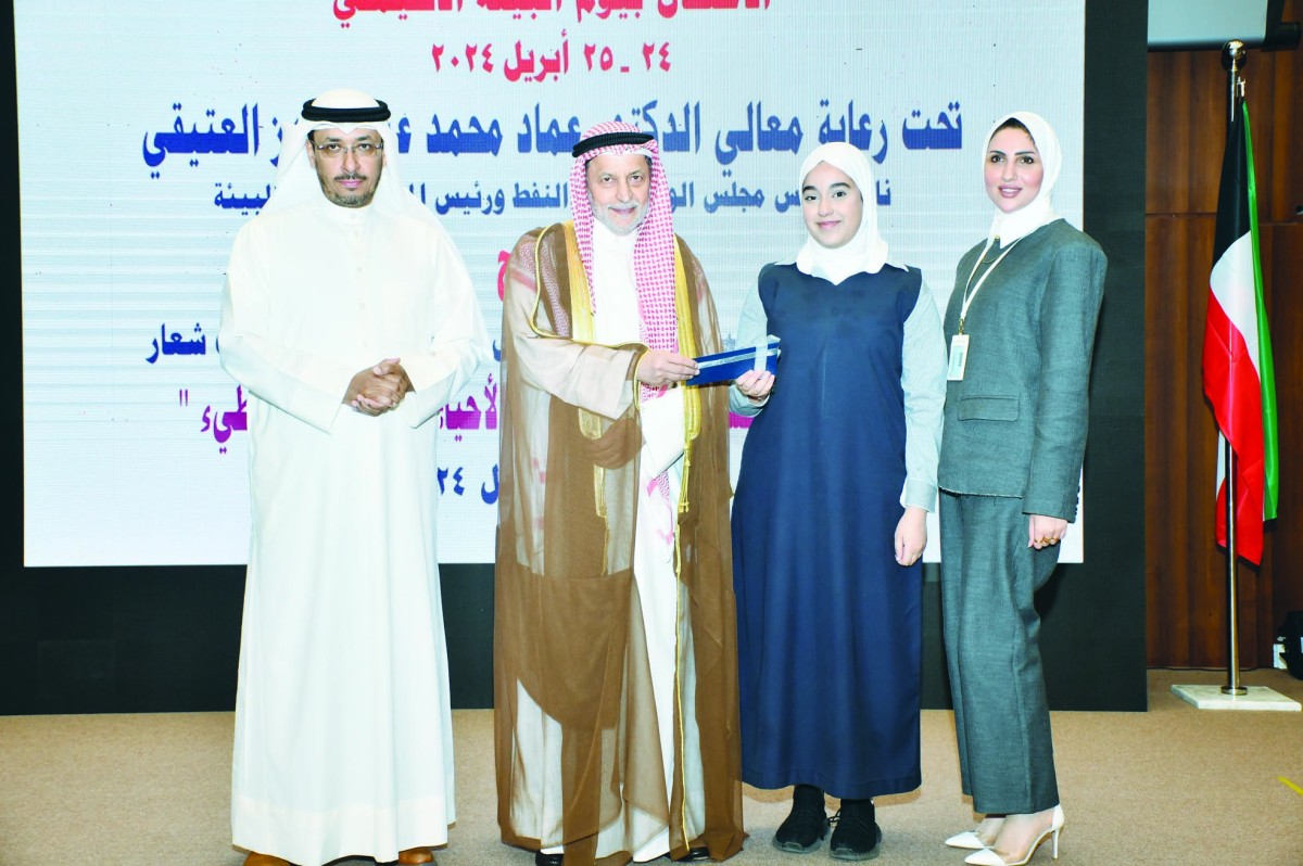 العتيقي: فقدان الشعاب المرجانية يهدد  بتوقف الأبحاث العلمية ويفاقم البطالة