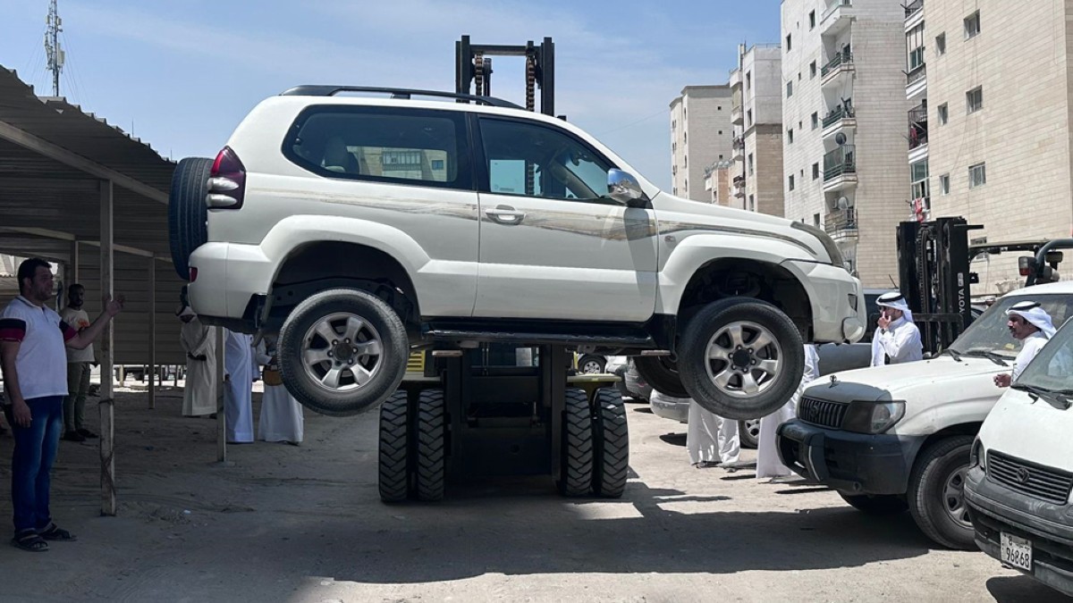 البلدية : ازالة 85 مظلة تعدي على أملاك الدولة في محافظة الفروانية