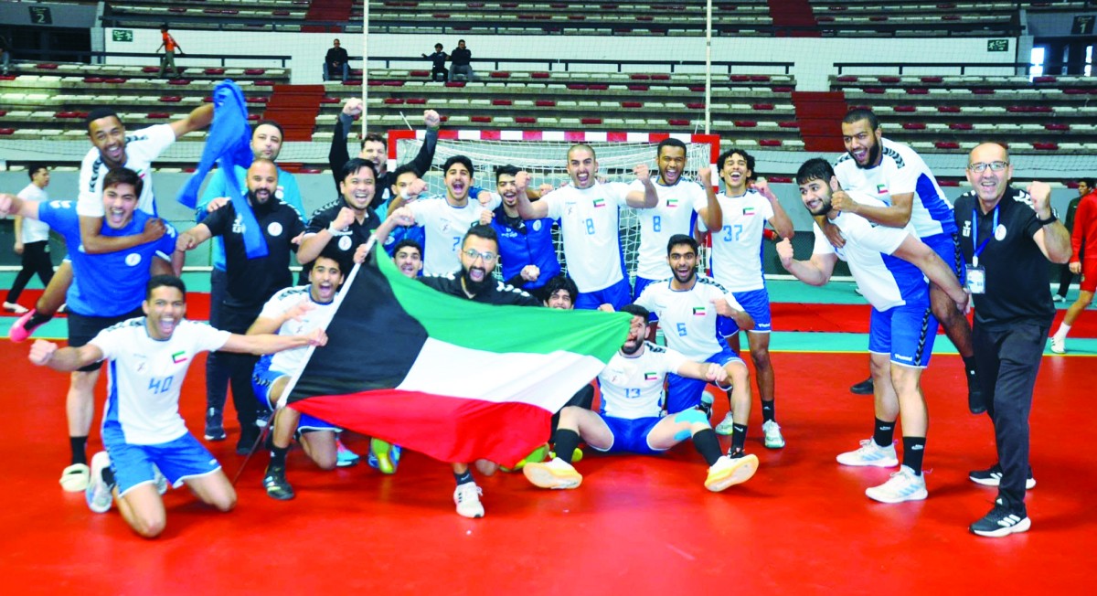 'عربية اليد' بين الأزرق وأسود الأطلس