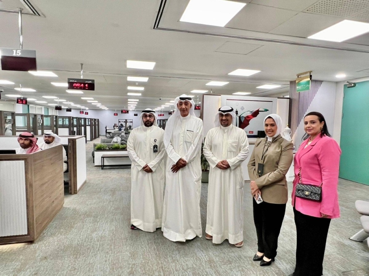 وزير الإسكان تفقد قطاعات الرعاية السكنية