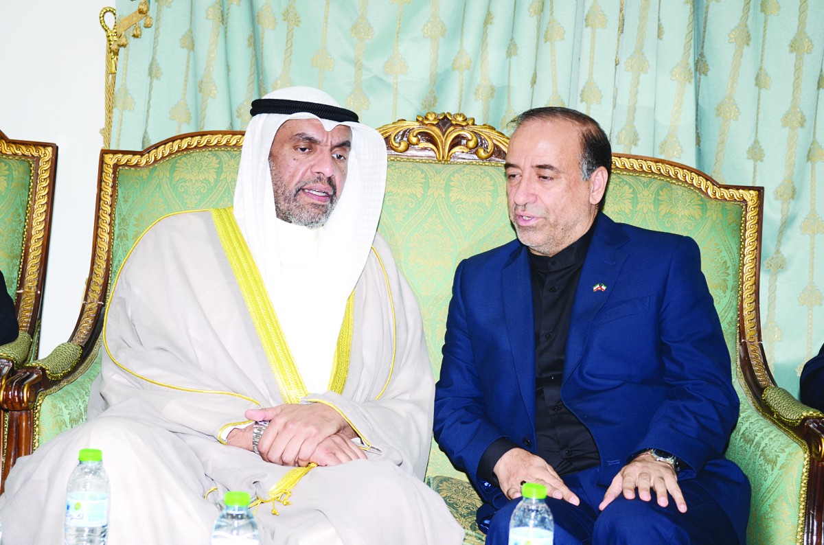 وزير 'الديوان' نقل تعازي الأمير بوفاة رئيسي