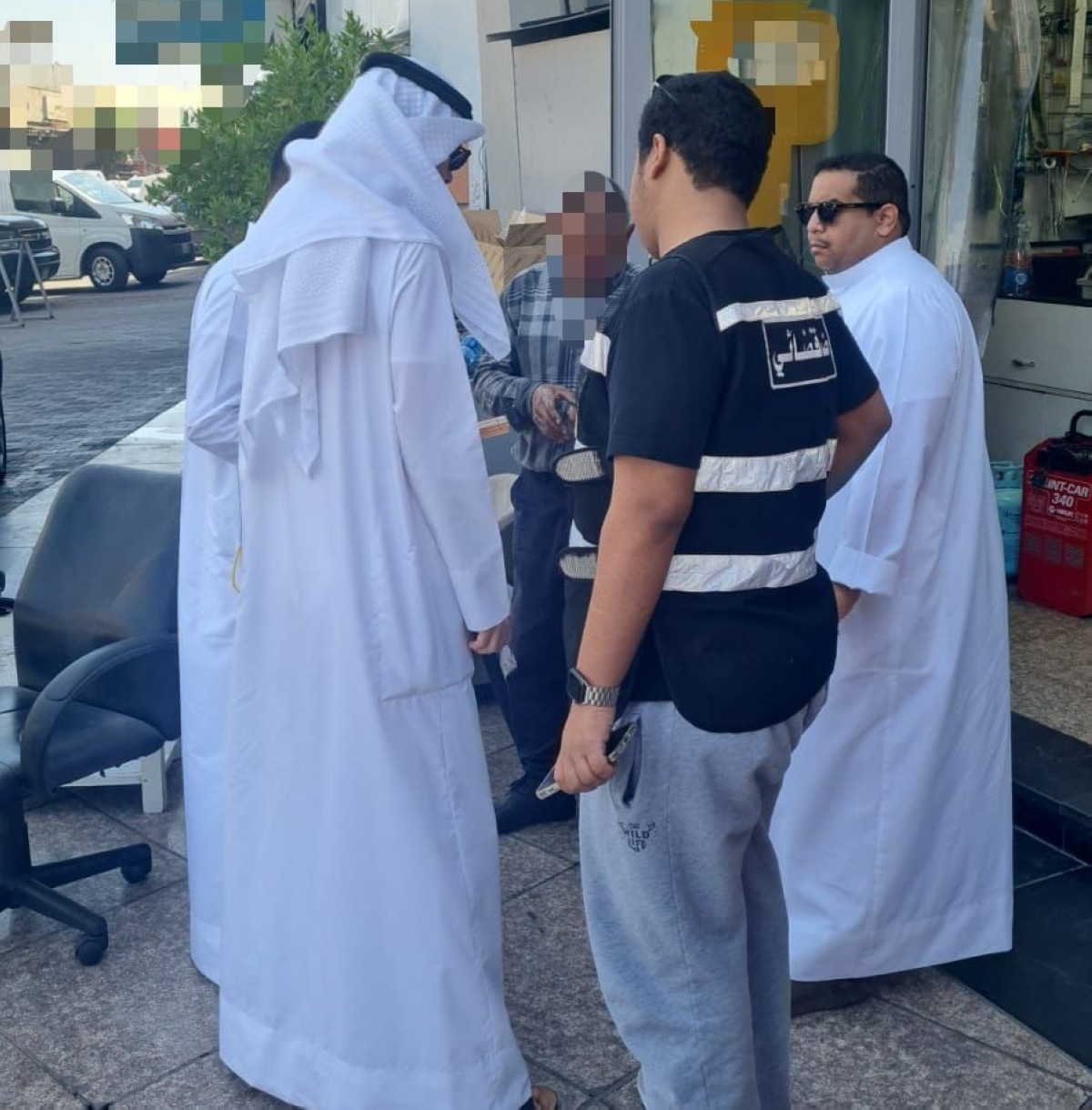 'رخص إعلانك' تحرر 10 مخالفات في محافظة العاصمة