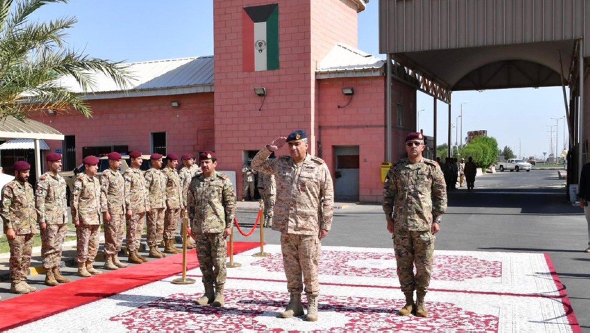 رئيس الأركان خلال تفقده الحرس الأميري: الحرس من وحدات الجيش الكويتي الاستثنائية في مهامها وواجباتها