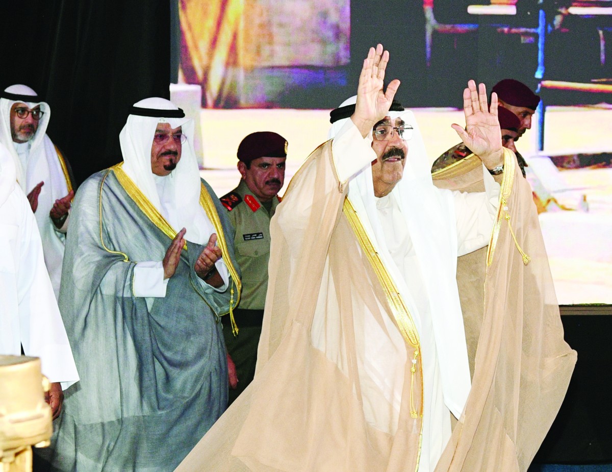 الأمير أدار 'العَجَلة' إيذاناً بالتشغيل الرسمي لمصفاة الزور