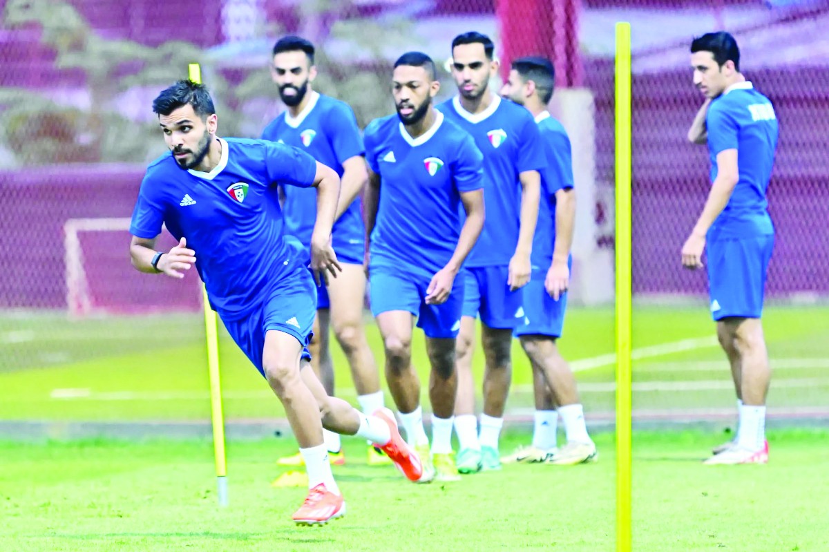 'أزرق الشباب' يواجه مصر ودياً استعداداً لغرب آسيا