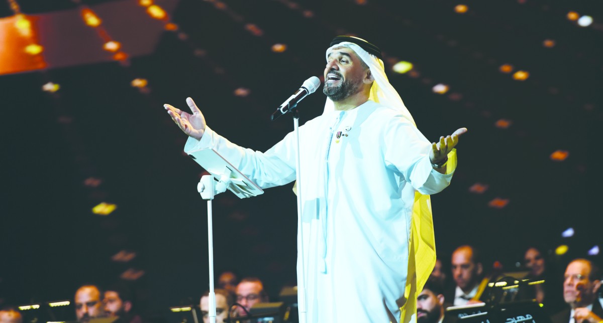 الجسمي 'غرقان' في 'بحر الشوق' ورحمة 'صعدت القمر'