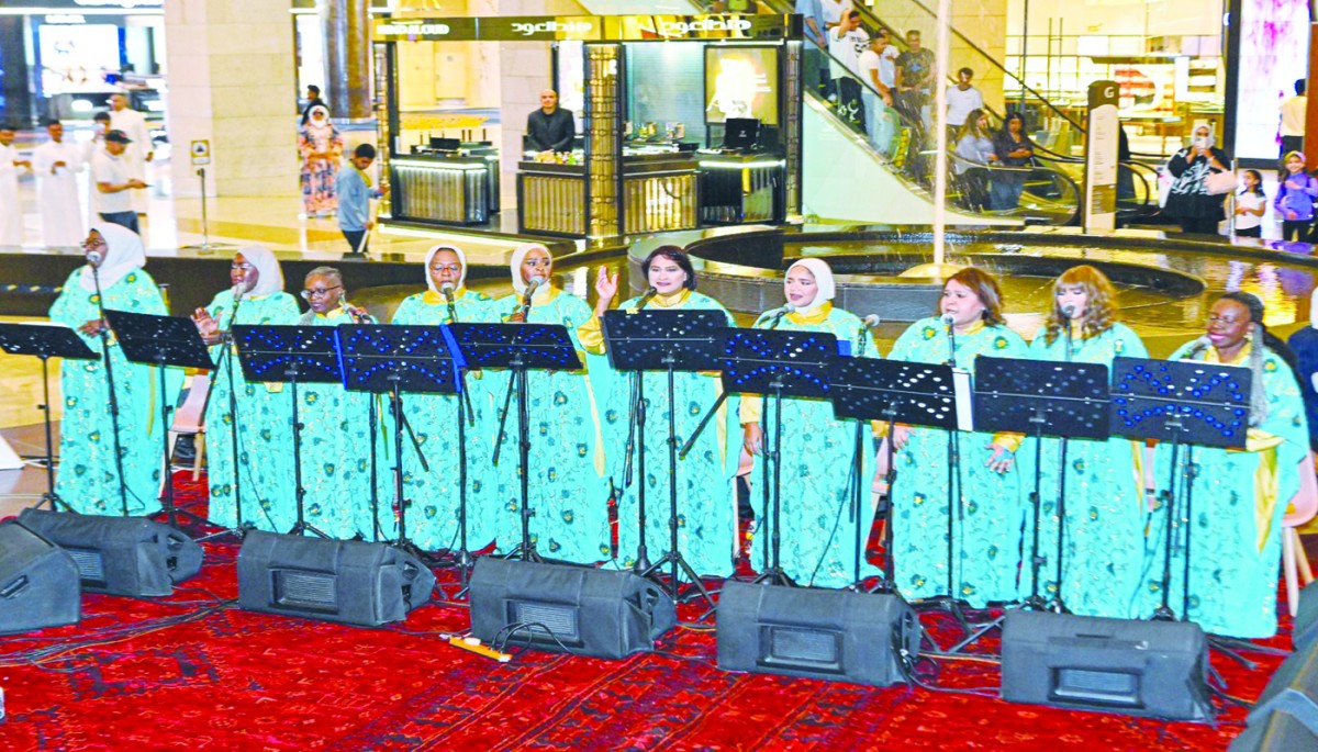 'يا ناس دلوني'... الفرقة النسائية في  مول 360