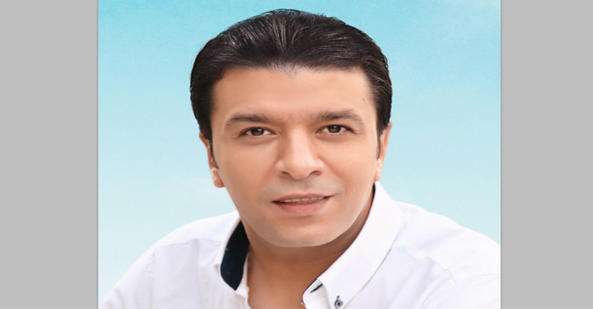 مصطفى كامل : 'العيب عليا'!