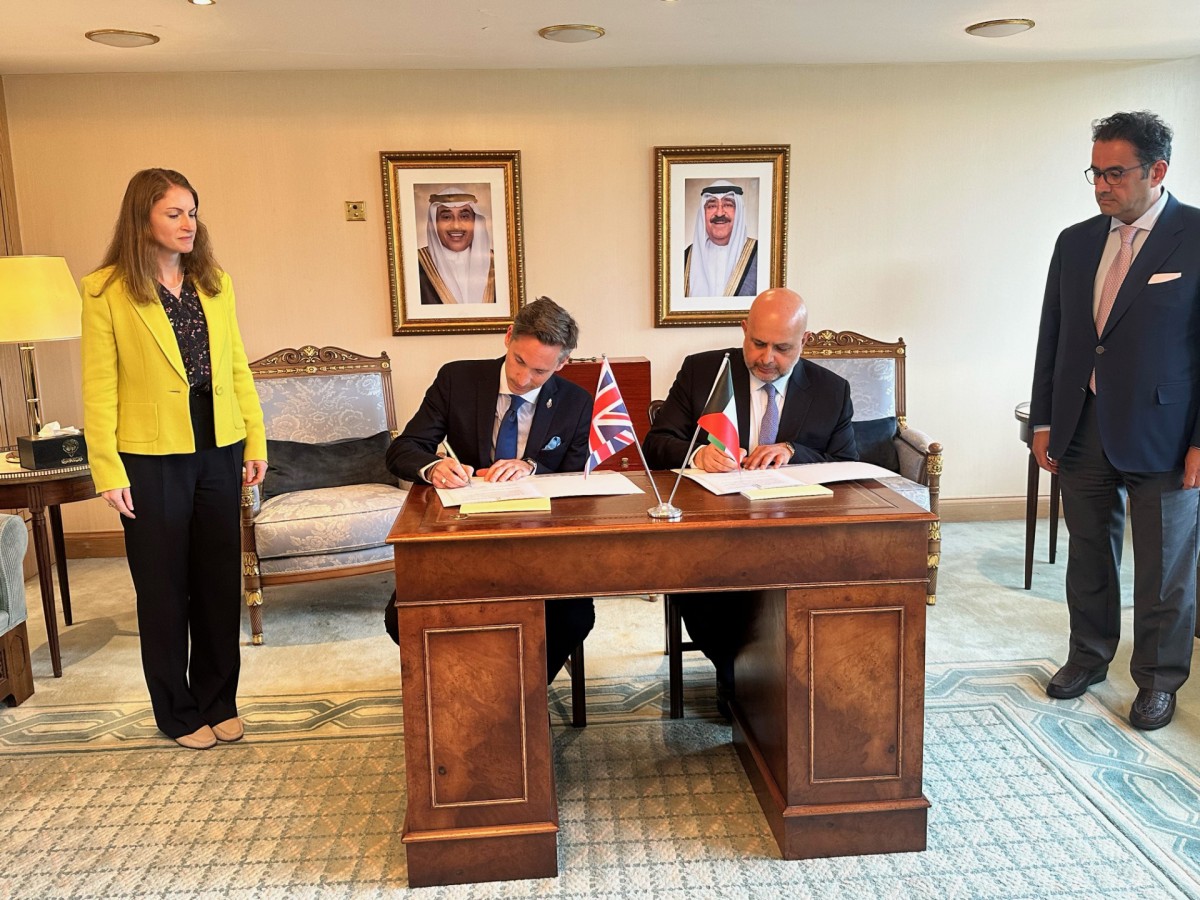 الكويت و'مؤسسة الملك' البريطانية  توقعان اتفاقية تعاون متعدد المجالات