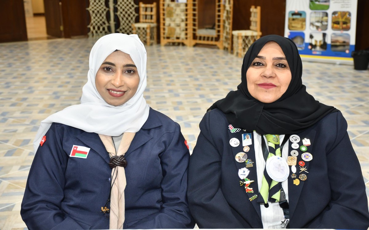 'المرشدات' تستضيف دورتي 'أنمي ثقتي' و'التصفح الذكي'