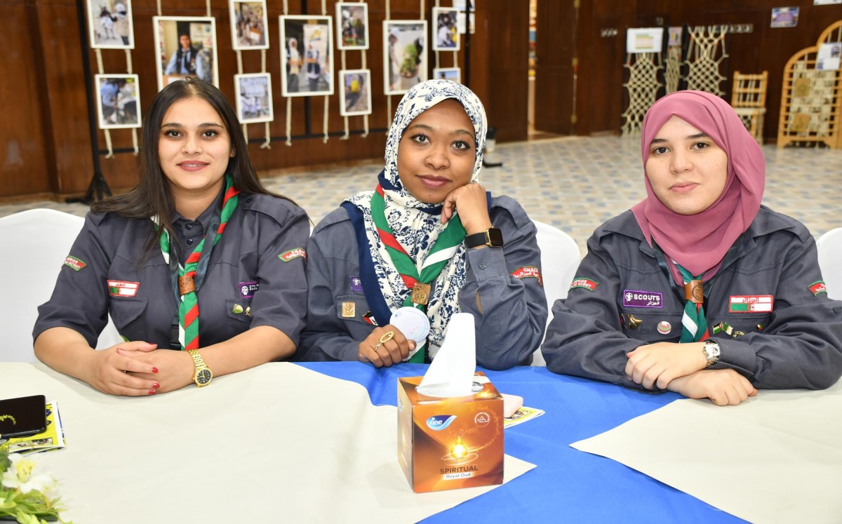 'المرشدات' تستضيف دورتي 'أنمي ثقتي' و'التصفح الذكي'