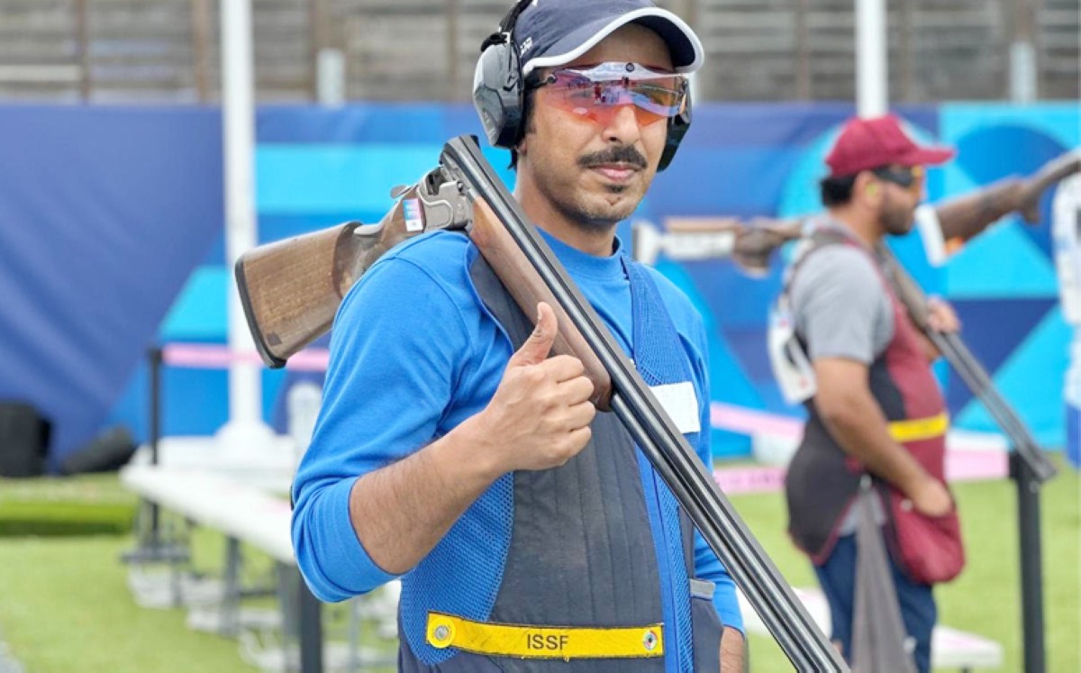 باخ يشيد بلاعبة التجديف سعاد الفقعان