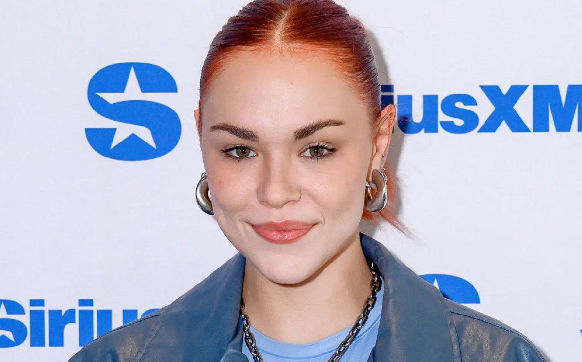 المغنية الأميركية أوبسال خلال تسجيل ألبومها الجديد في استوديوهات 'سيريوس اكس ام' في نيويورك