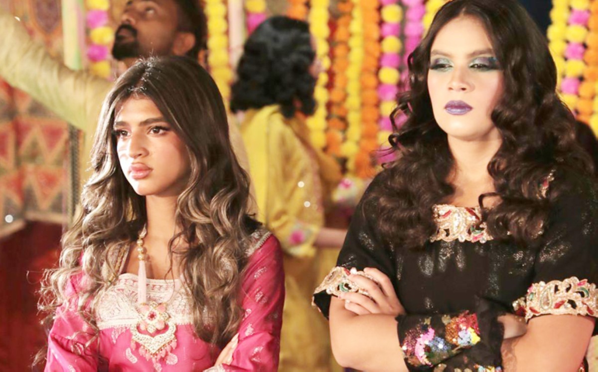 حنين والغالية تبحثان عن 'هند في بلاد السند'