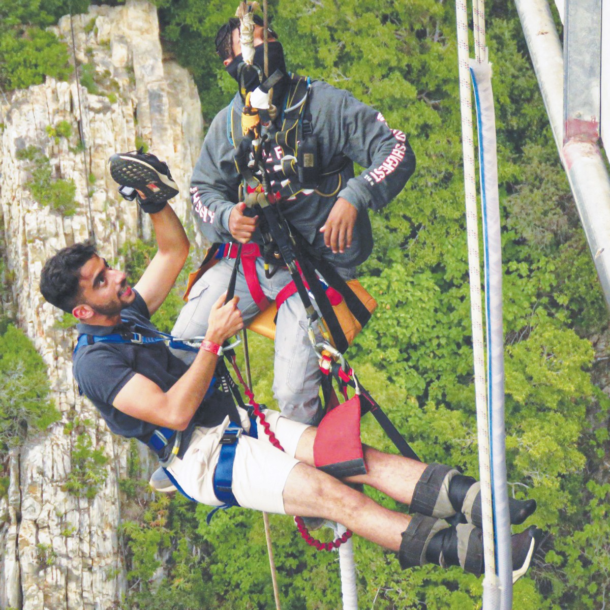 راكان المقبل: أولى رحلاتي إلى الكويت وأتمنى عودتها 'درة الخليج'