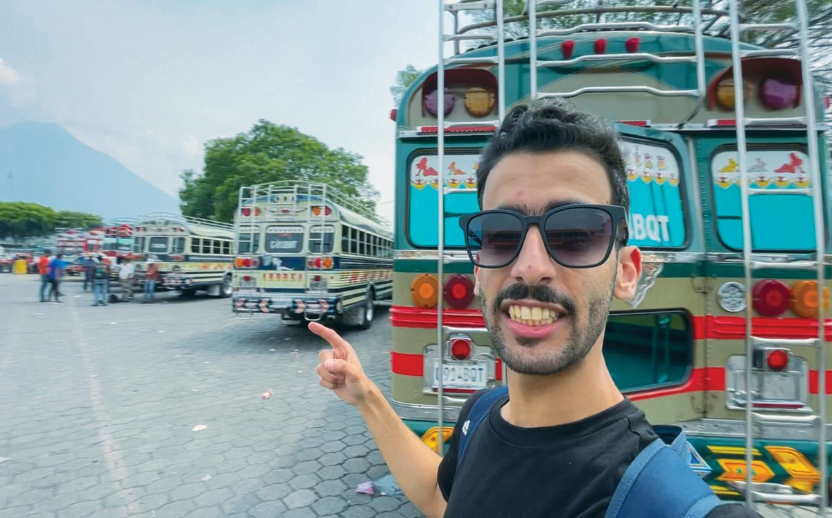 راكان المقبل: أولى رحلاتي إلى الكويت وأتمنى عودتها 'درة الخليج'