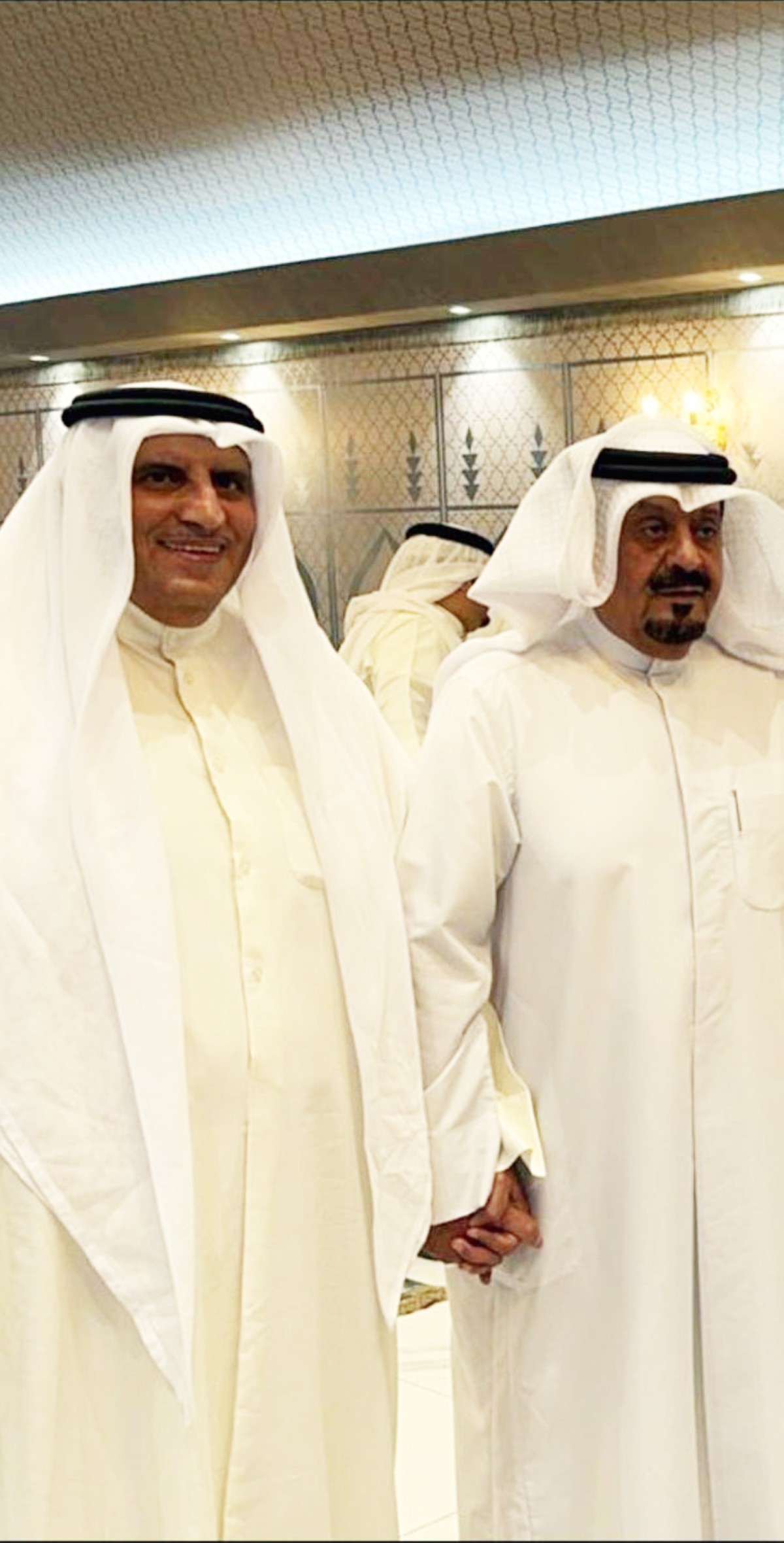 صطام الجلال يحتفي بشفاء عبدالعزيز الحساوي