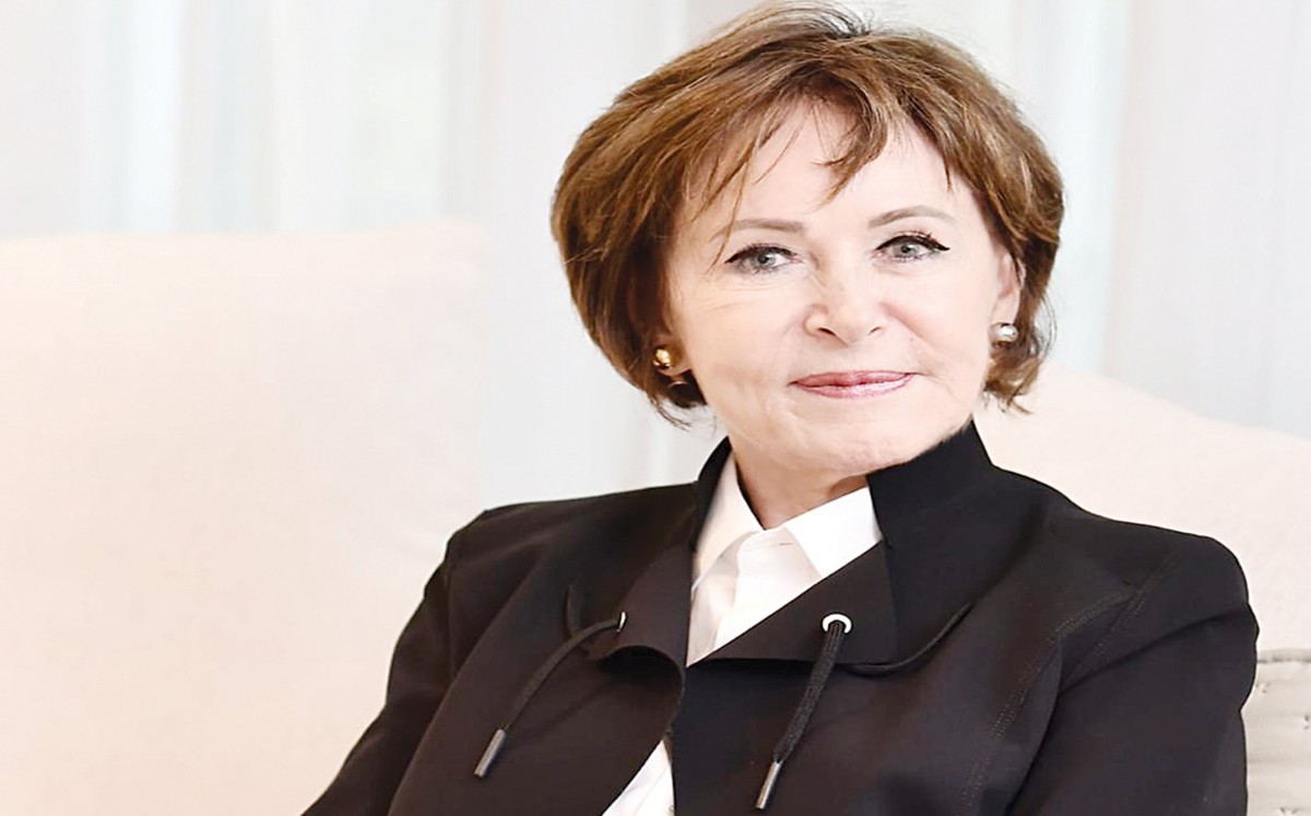 سفيرة فرنسا تودِّع الكويت بـ'ديوانية نسائية' حاشدة