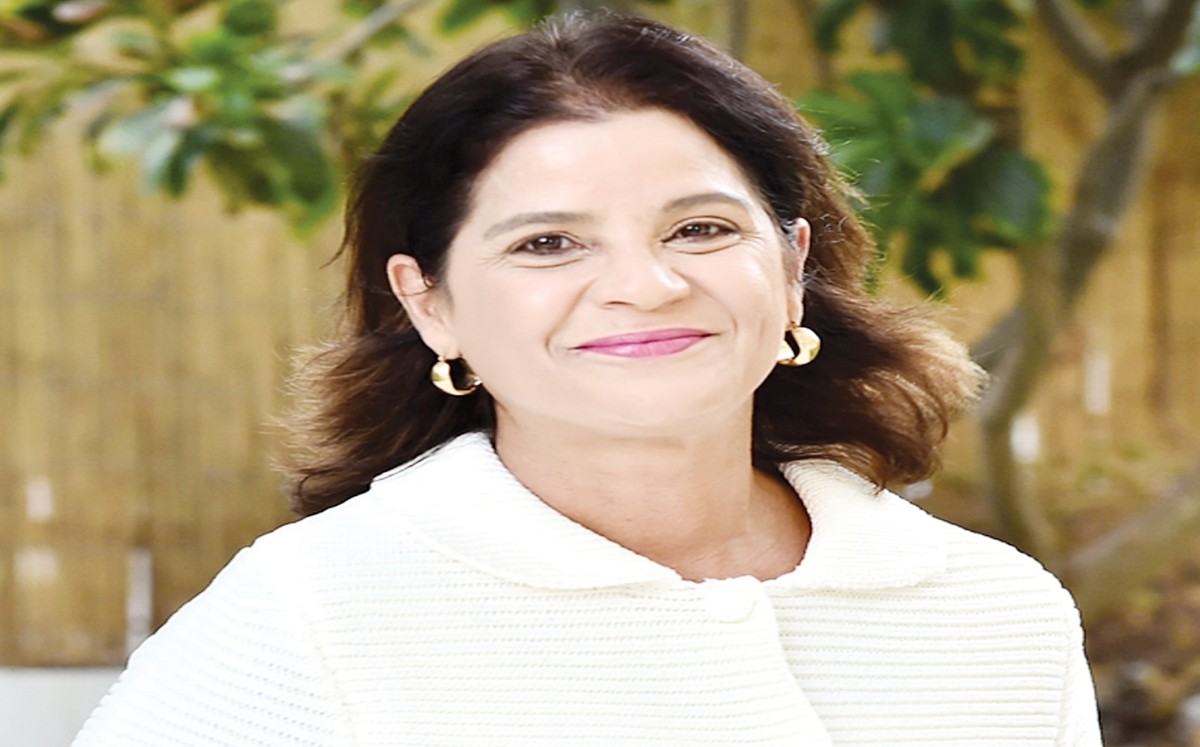 سفيرة فرنسا تودِّع الكويت بـ'ديوانية نسائية' حاشدة