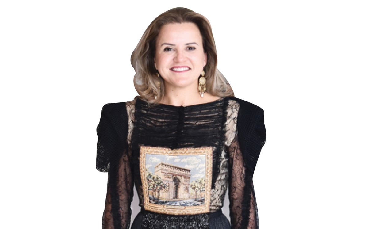 سفيرة فرنسا تودِّع الكويت بـ'ديوانية نسائية' حاشدة