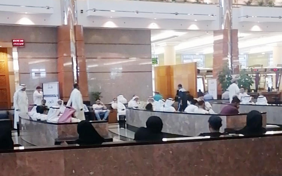 متقاعدون: كفانا معاناة... أوقفوا أي دراسة لرفع سن التقاعد