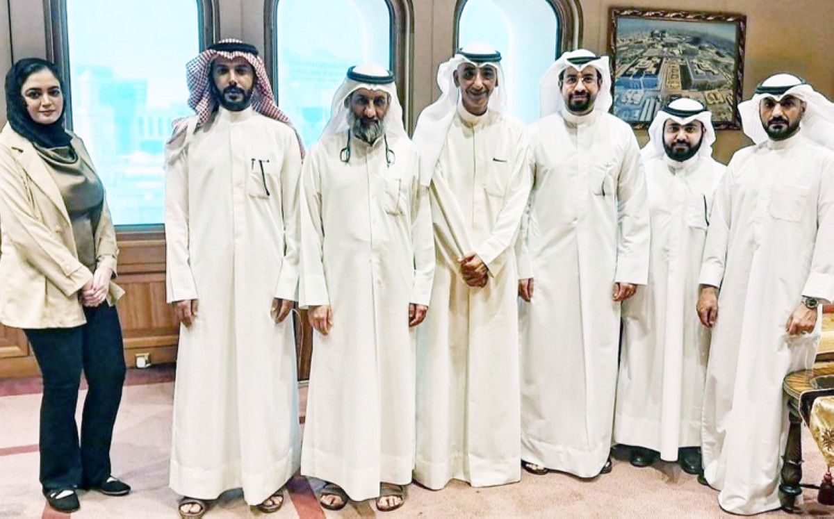 وزير 'الكهرباء والماء': مطالب الكوادر الوطنية أولوية