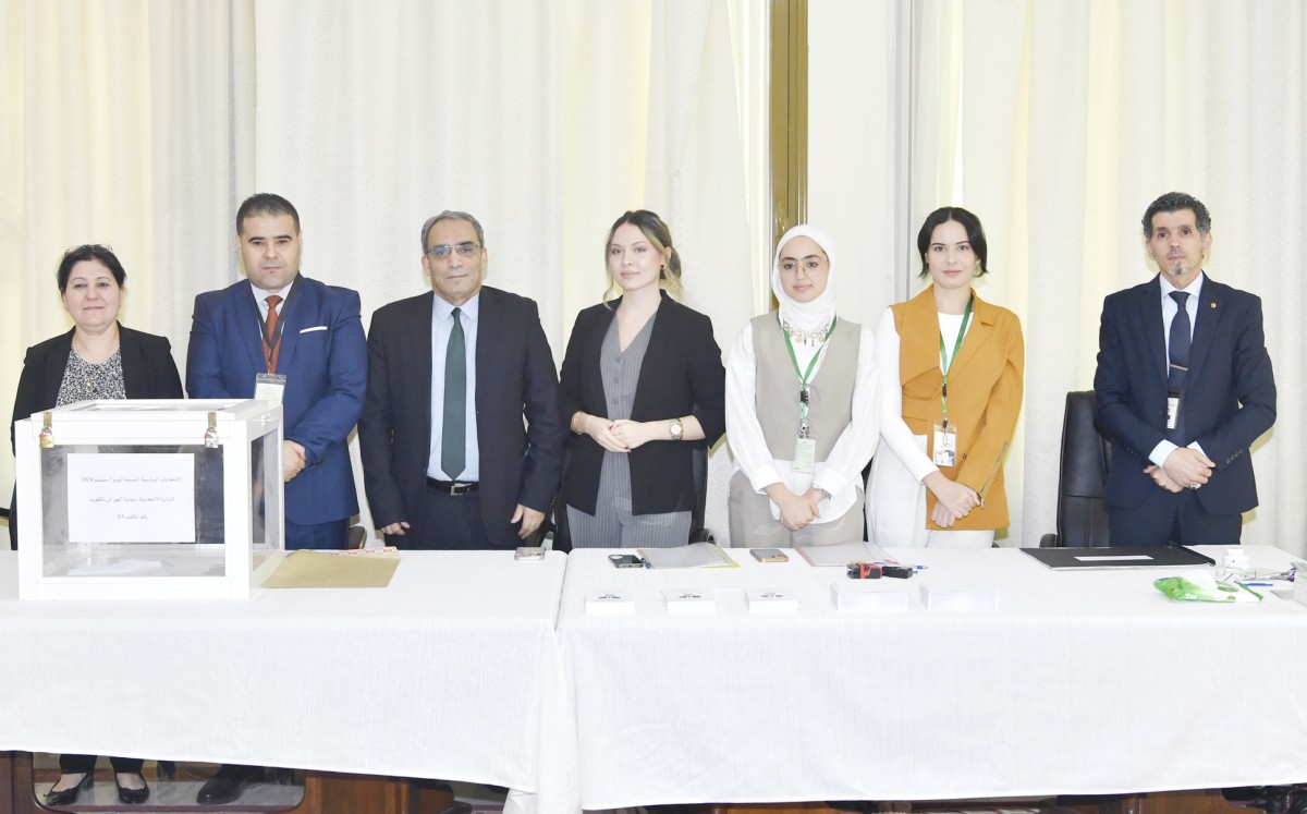 السفارة الجزائرية تستقبل الناخبين في الاقتراع الرئاسي