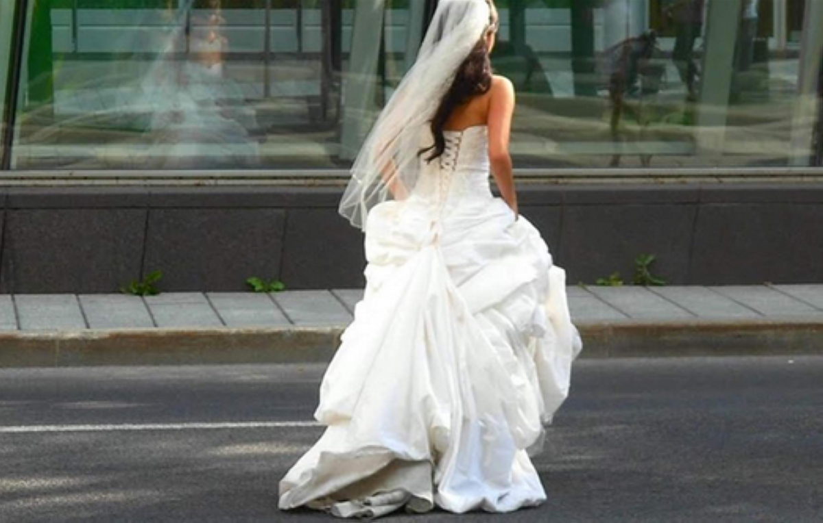 غادرت حفل الزفاف: 'قال لي يا حمارة أمام المعازيم'