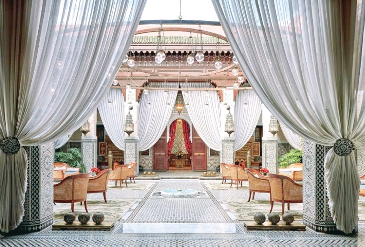 'فنادق رويال منصور'... مرحباً بسيَّاح العالم في أيقونة الضيافة المغربية