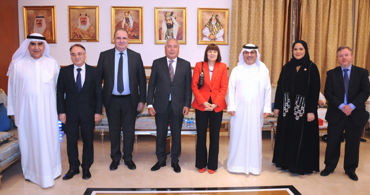 ديوانية سفارة البحرين الصباحية:  لقاء يجسِّد أصالة التواصل الاجتماعي