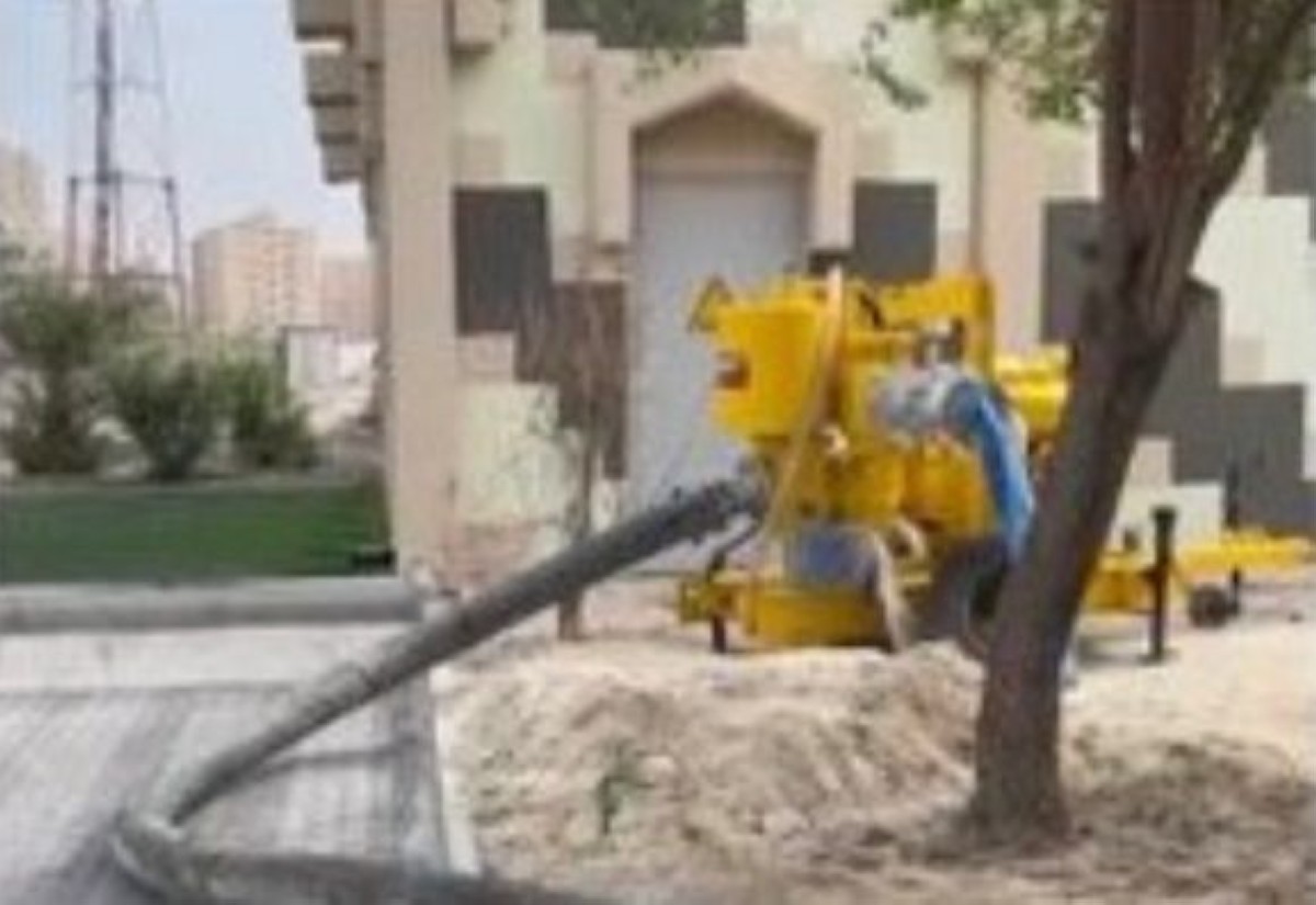 'الأشغال': نشر مضخات سحب المياه في مختلف المحافظات