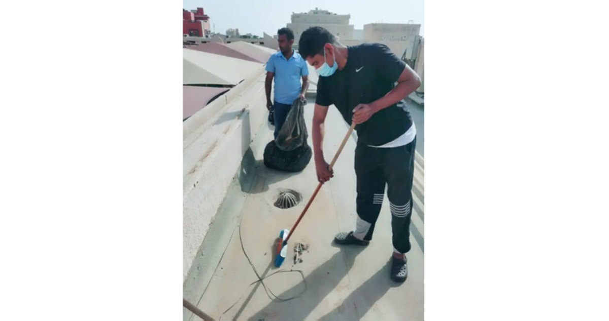 حملة لتنظيف أسطح ومجارير  المدارس استعداداً لموسم الأمطار