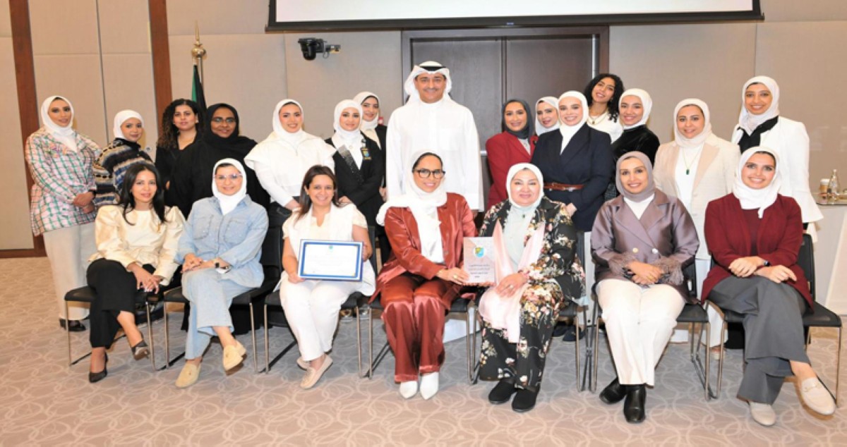 'أمانة' جامعة الكويت تكرّم الفائزين بجائزة التميز الإداري