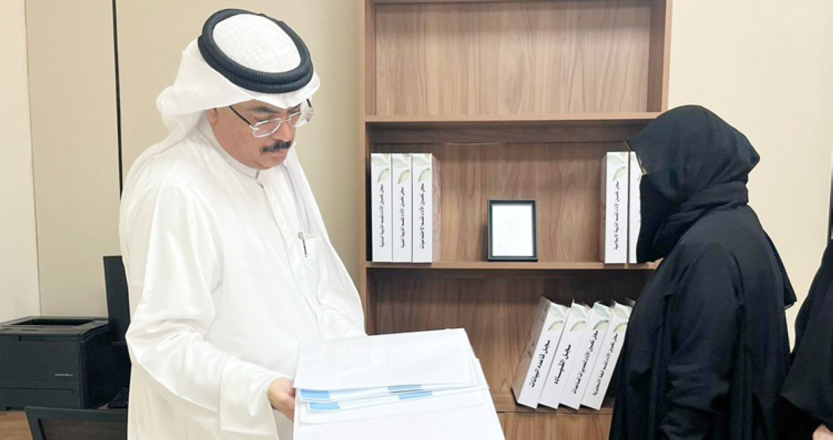 الطبطبائي يوقف قرارات نقل وندب الموظفين في 'التربية'