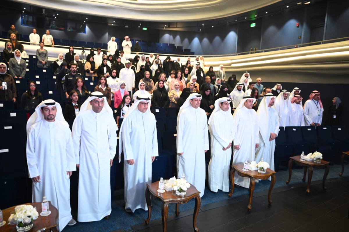 العوفان: ملتزمون بالتوجيهات السامية في تقديم الرعاية الكاملة لأسر الشهداء