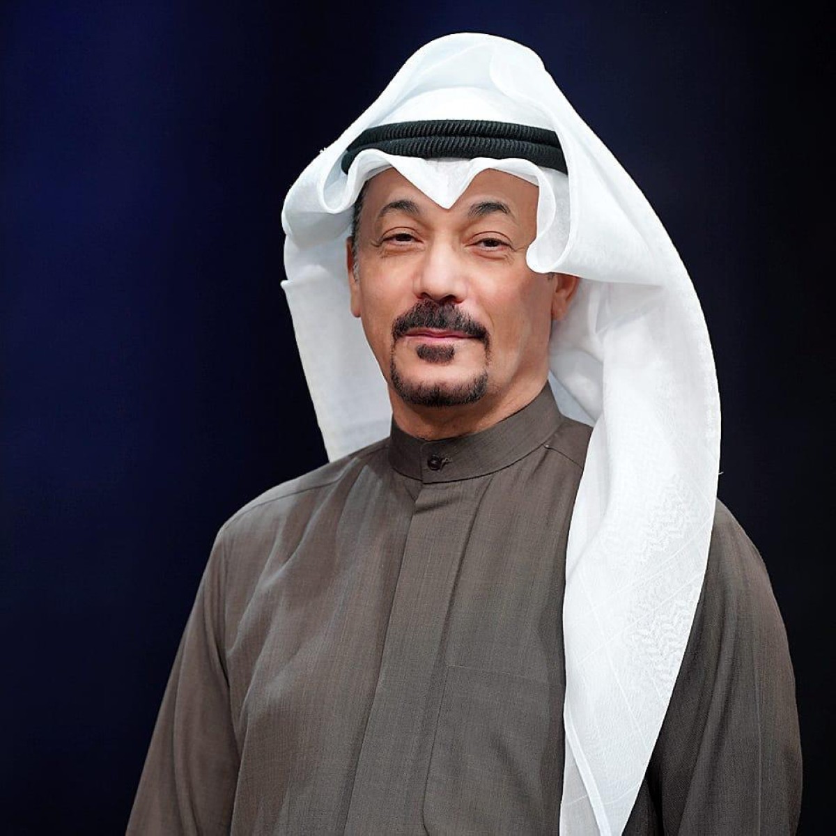 هل يودّع سوق الذهب والمجوهرات بيع 'الكاش'؟