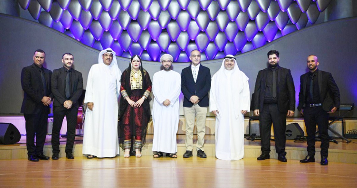 مريم المنجية... رسمت لوحات عانقت المشاعر بالعزف على التشيلو