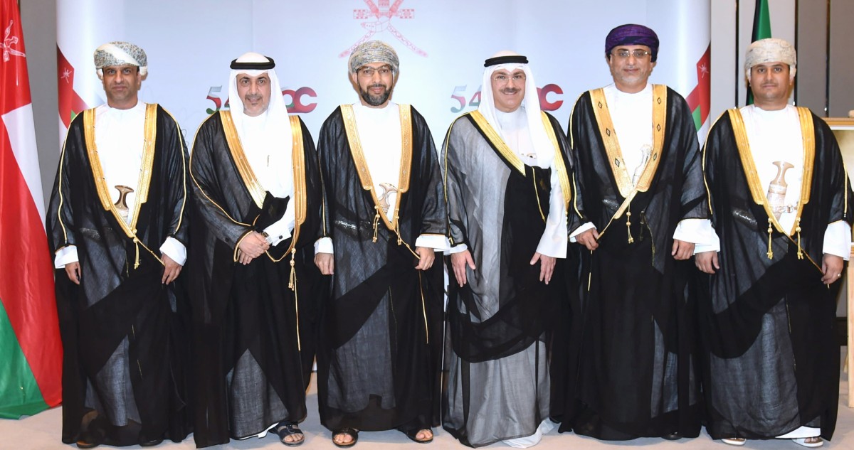 اليوسف: عُمان في قلب كل كويتي... نرجو لها دوام الازدهار