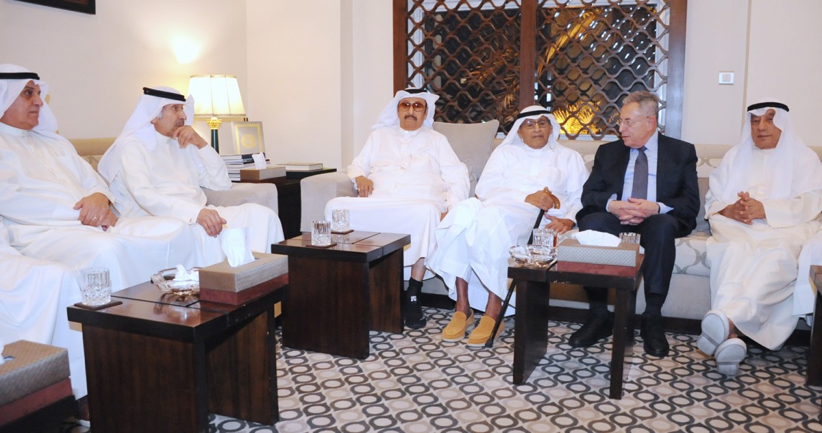 السنيورة يحط في ديوان البحر