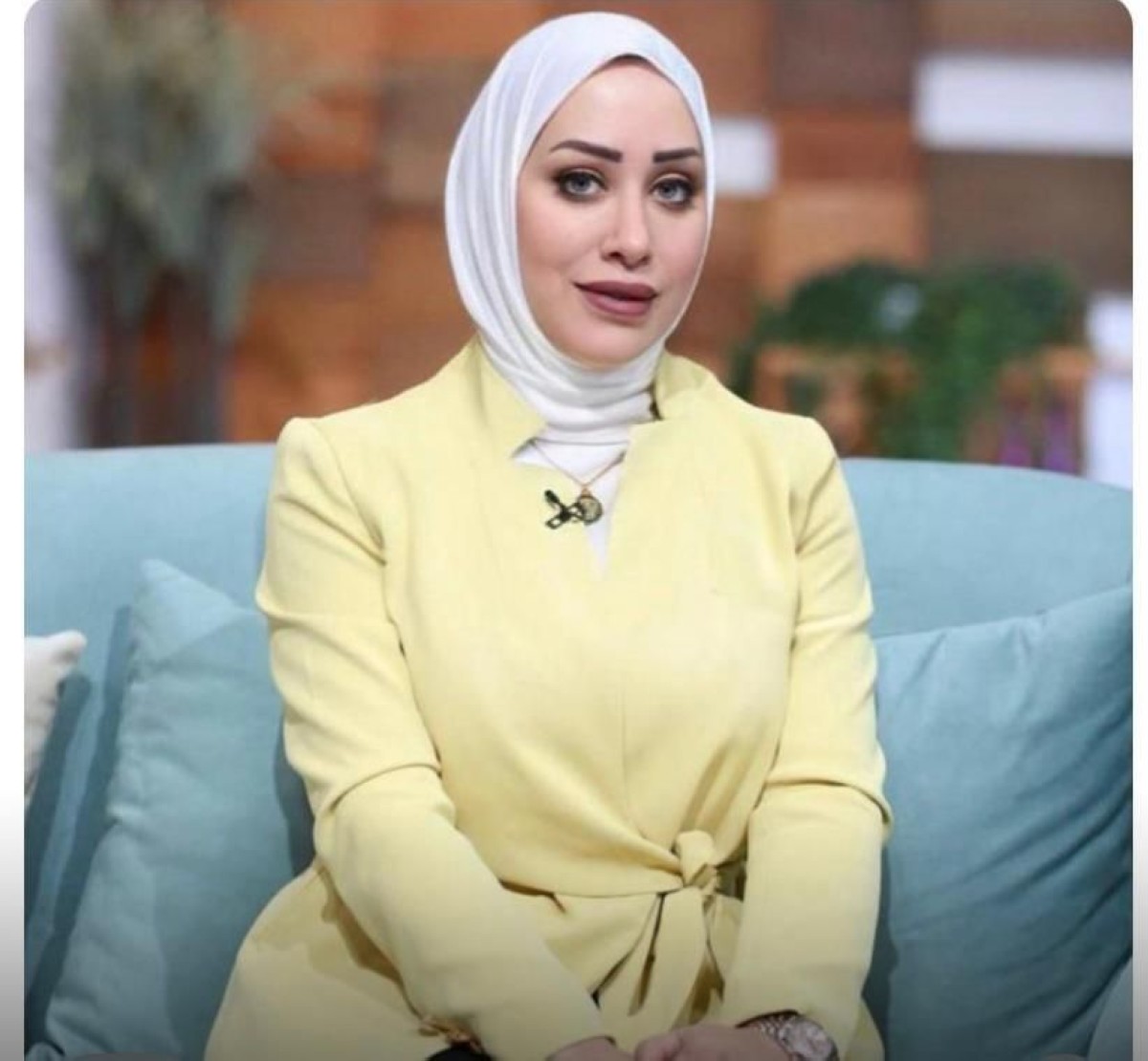 كاميرات المراقبة أثبتت خيانة الزوج وتعنيفه زوجته...فطلقته المحكمة منها