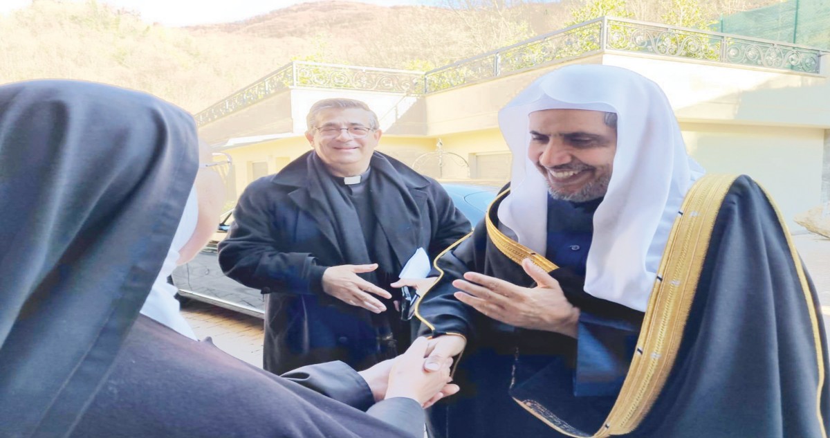 د.العيسى التقى راهبات دير 'سانتا كيارا': لنفتح الأبواب لبعضنا ونعزز الصداقة